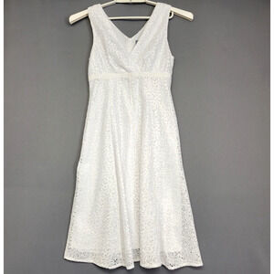 Rabbit Rabbit Rabbit Fit & Flare Dress Womens 6 White Floral Eyelet Coastal
